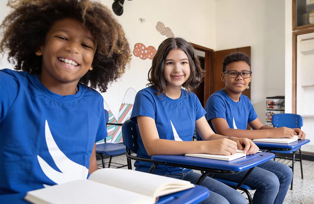 Estudiantes-Juveniles-Salon-Colegio-Campestre-en-Floridablanca-Von-Neumann